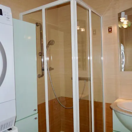 Apartment Carlton View Apartment: *