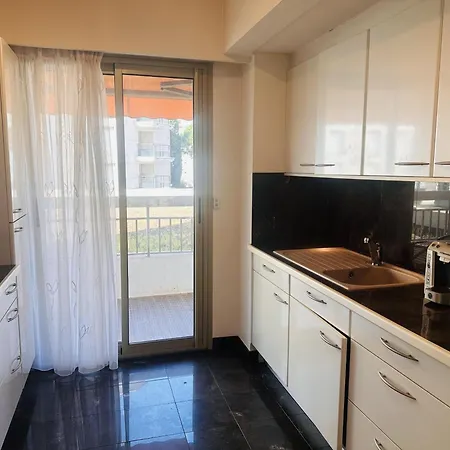 Appartement One Bedroom In The Center Of Cannes, Next To The Carlton, A Few Meters From The Croisette - 367 *